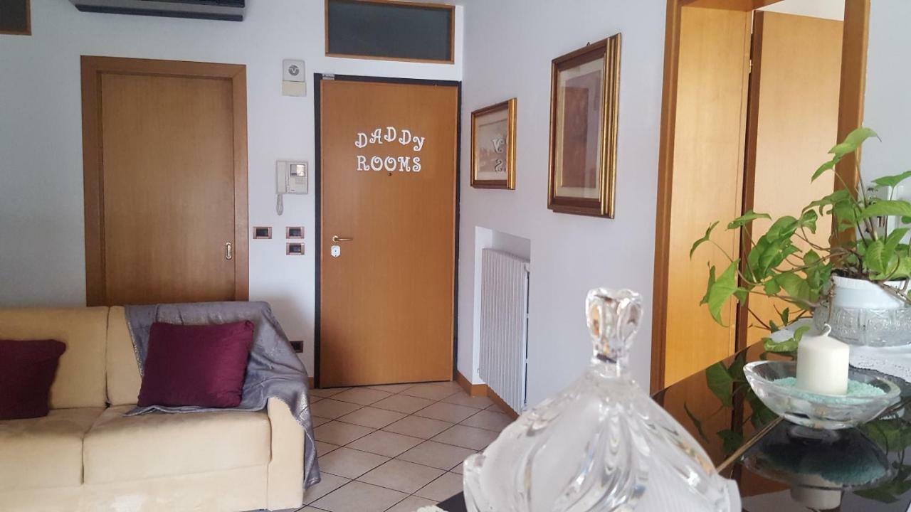 Daddyrooms Тревизо Экстерьер фото